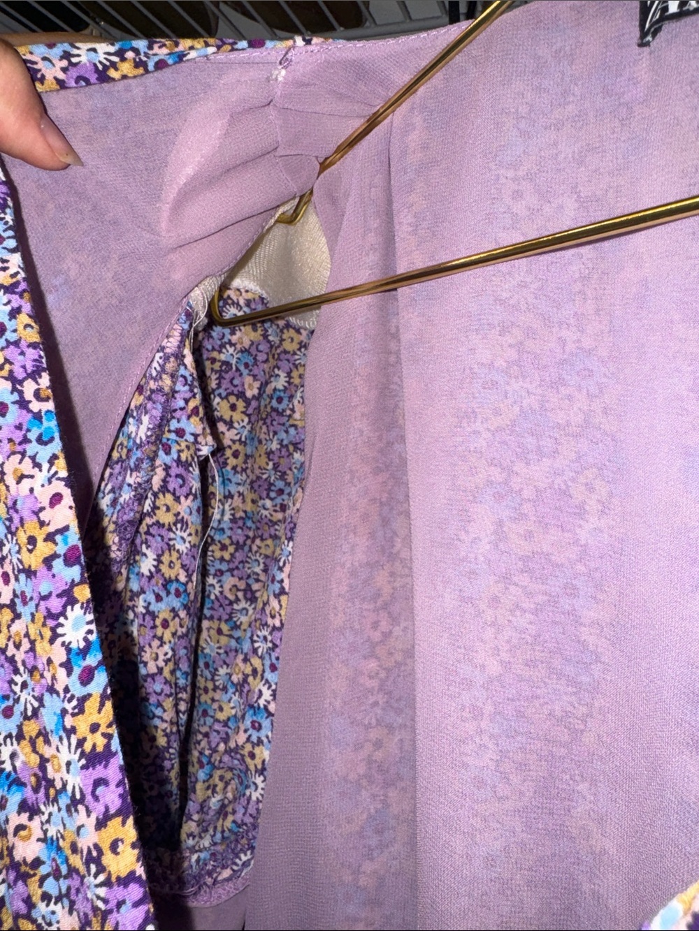 Zara Purple Floral V-Neck Midi Dress with Shoulder Pads - Picture 5 of 7
